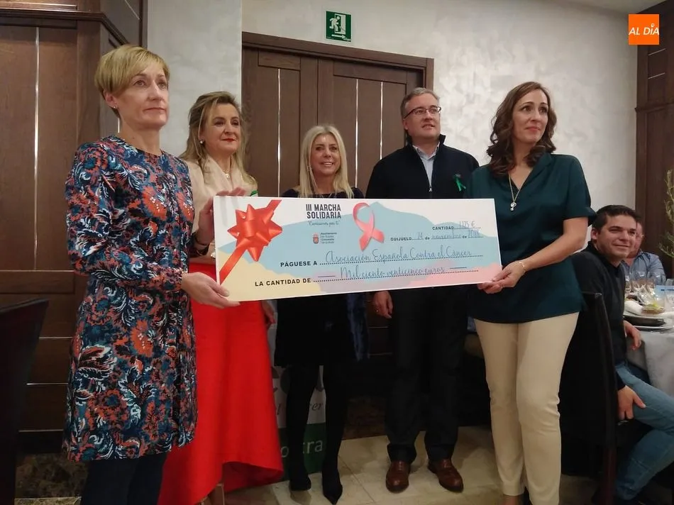 Foto 6 - La segunda cena contra el c&aacute;ncer cierra el &eacute;xitoso ciclo de propuestas solidarias