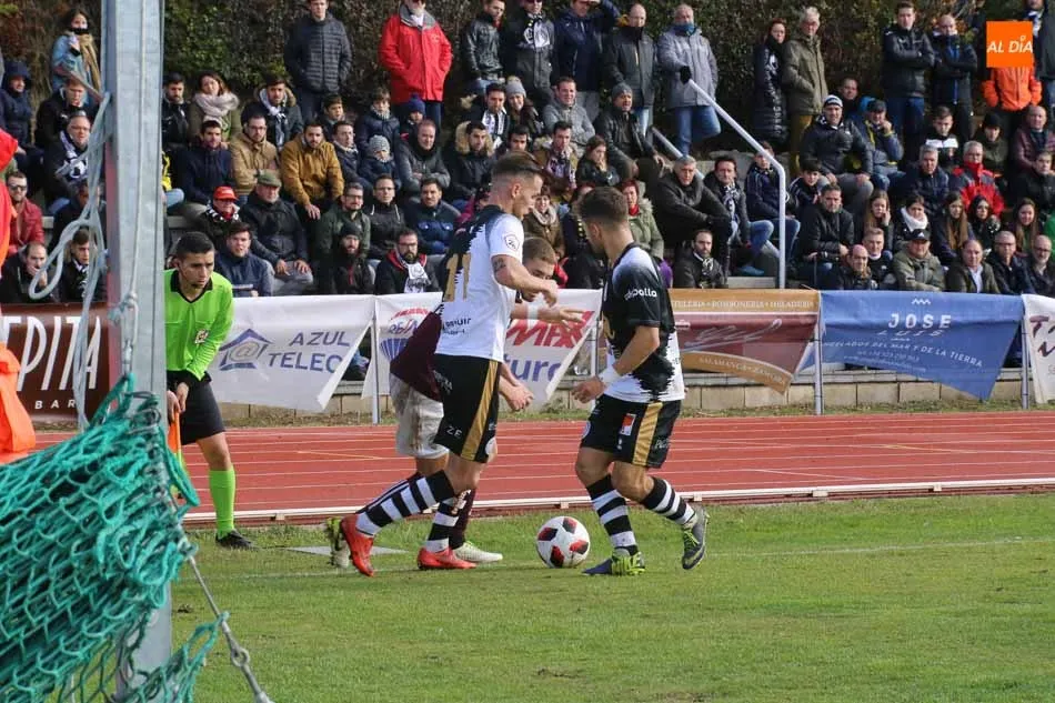 Foto 2 - Unionistas y Salamanca empatan (1-1) en el derbi que ninguno quiso perder