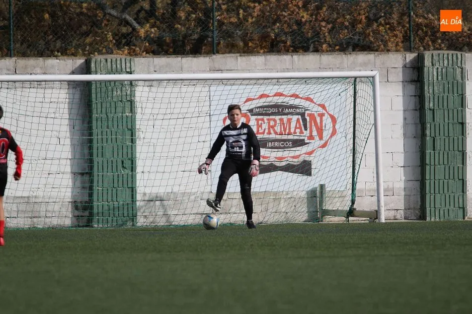 Foto 11 - Cadete, Infantil, Juvenil y Alev&iacute;n C ganan para la cantera del Guijuelo en una variada jornada