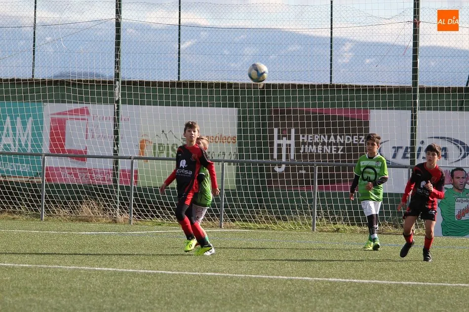 Foto 3 - Cadete, Infantil, Juvenil y Alev&iacute;n C ganan para la cantera del Guijuelo en una variada jornada