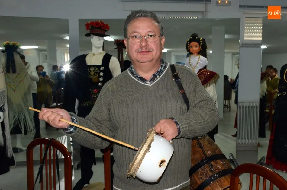 Foto 9 - El folclore de Lumbrales protagoniza la &uacute;ltima sesi&oacute;n de los talleres de m&uacute;sica tradicional de...