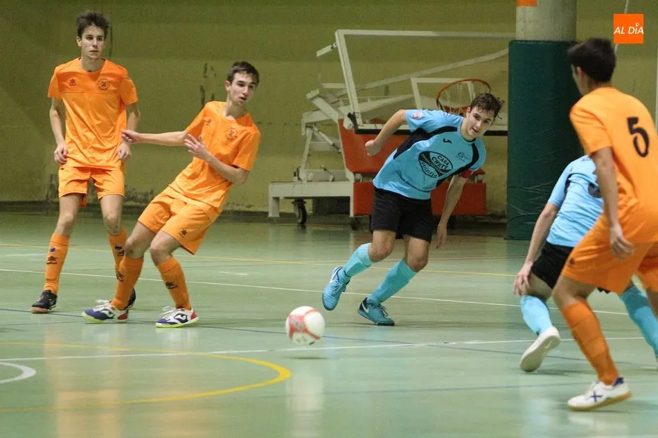 Foto 5 - El Alhambra Juvenil se impone al San Crist&oacute;bal por 5-1