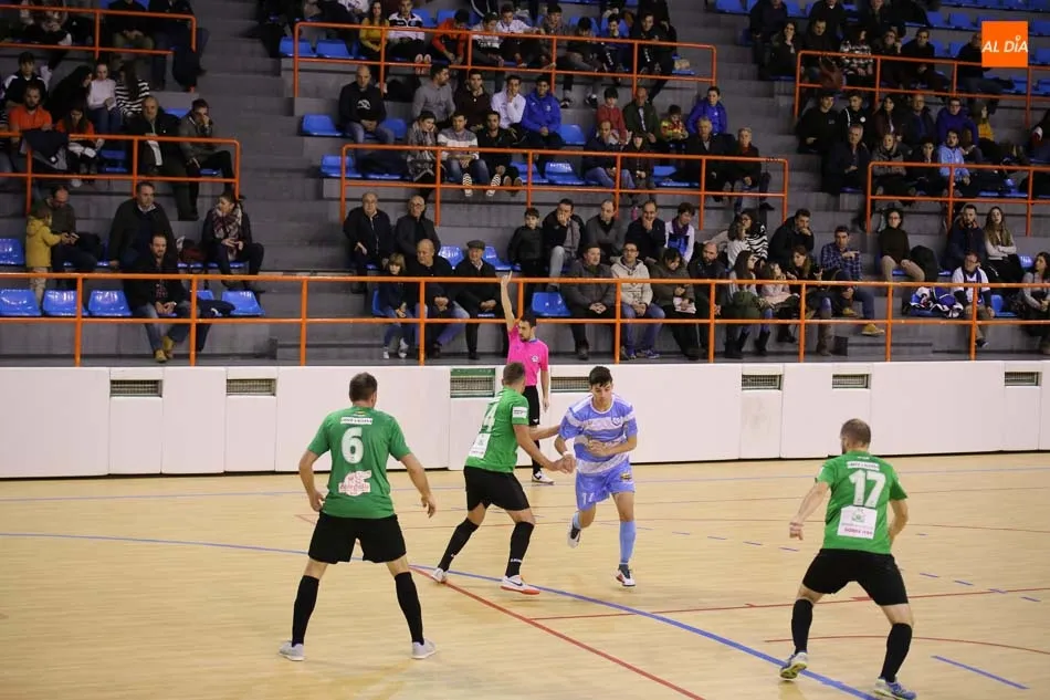 Foto 2 - El Salamanca F&uacute;tbol Sala vuelve a la victoria con una manita (5-0)