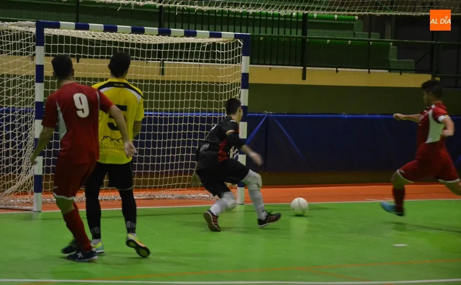 Imagen del 3-1 anotado por Cholo a pase de Arturo