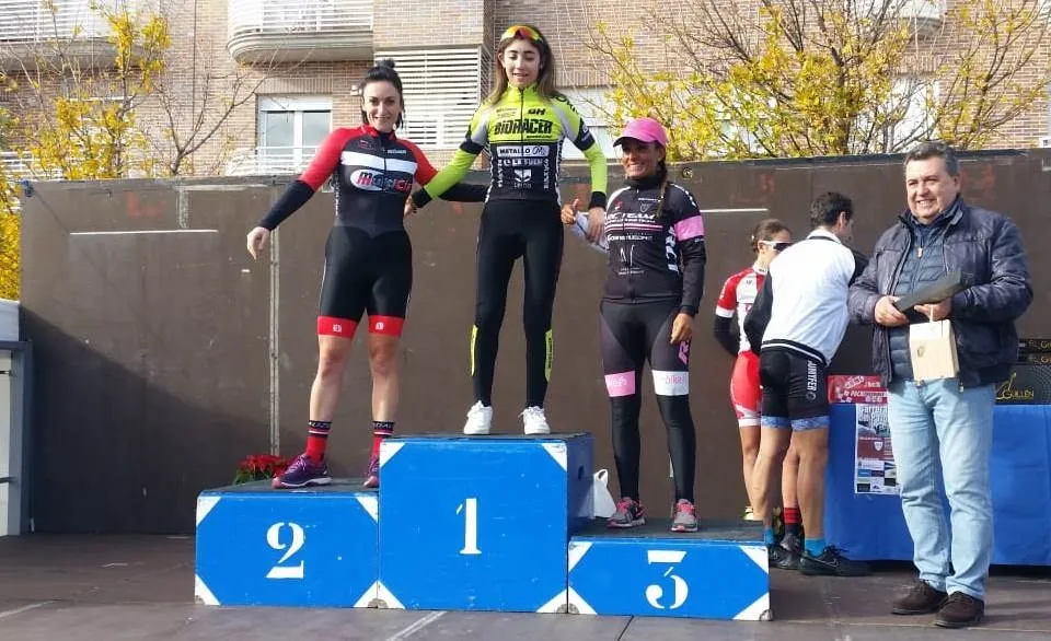 Ainhoa Sánchez Castaño queda 2ª en la III Carrera del Pavo de Arroyo de la Encomienda  
