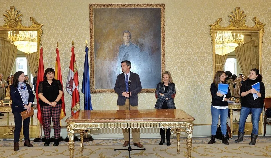 Foto 6 - El Consistorio forma a m&aacute;s de cien desempleados para mejorar su capacidad de inserci&oacute;n laboral