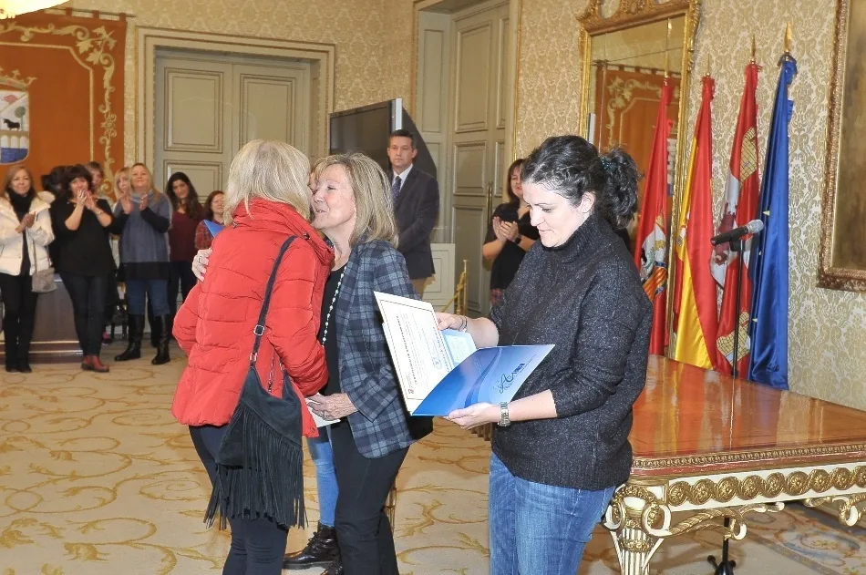 Foto 2 - El Consistorio forma a m&aacute;s de cien desempleados para mejorar su capacidad de inserci&oacute;n laboral