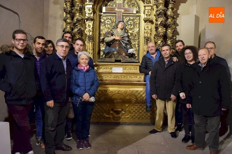Representantes de las distintas cofradías de Alba de Tormes