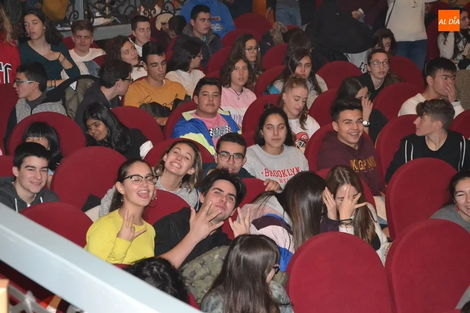 El rompedor espectáculo de ‘La Calderona’ conquista a los alumnos de Secundaria  