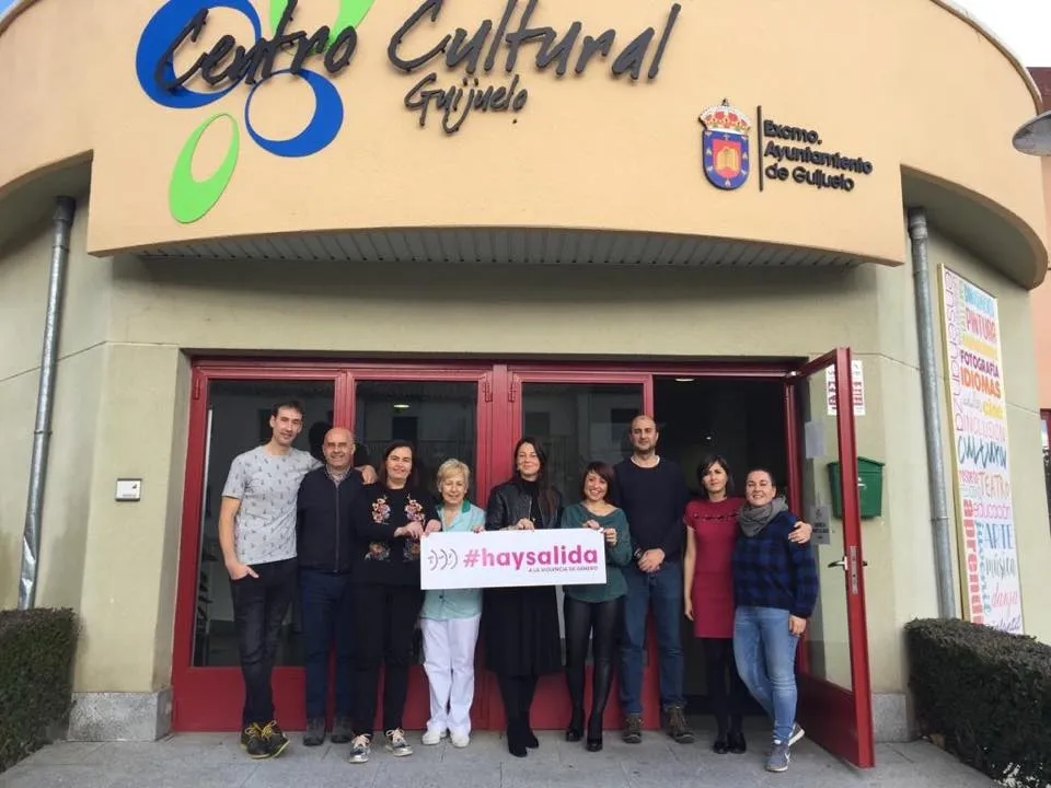 Foto 8 - La villa vive con compromiso el D&iacute;a Internacional contra la Violencia a las Mujeres