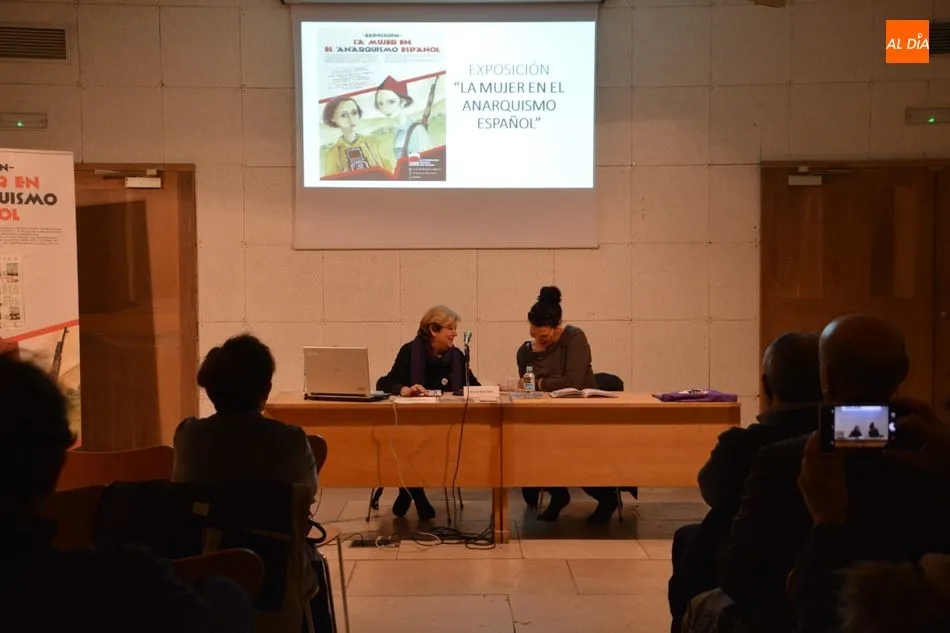 Foto 10 - Paula Ruiz Roa ensalza la figura de la mujer anarquista espa&ntilde;ola en la Casa de las Conchas&nbsp;  