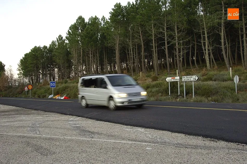 Foto 3 - Reabierto al tr&aacute;fico el tramo de la Carretera de C&aacute;ceres que permanec&iacute;a cortado  