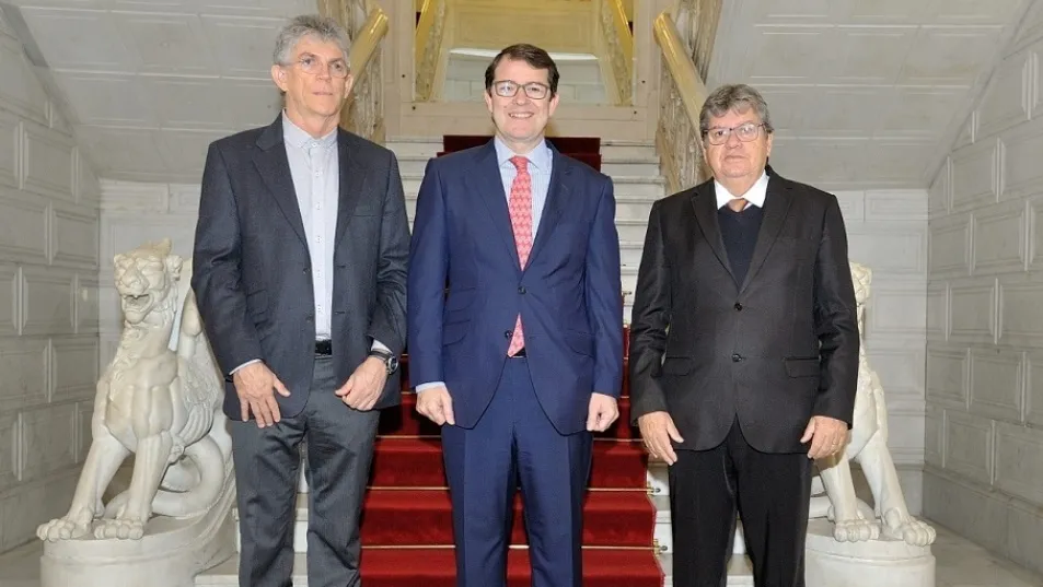 Foto 2 - Visitas institucionales de los gobernadores saliente y electo del estado brasile&ntilde;o de Para&iacute;ba