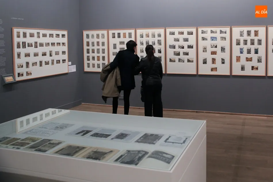 Foto 9 - Una exposici&oacute;n desvela la imagen con la que la Usal ha forjado su personalidad institucional  