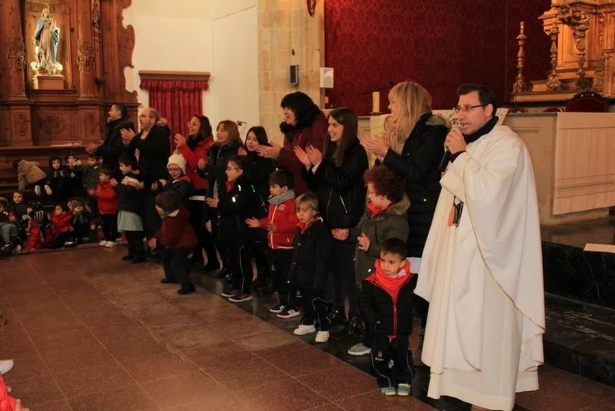 Foto 10 - El colegio Calasanz rinde homenaje a su patr&oacute;n por el D&iacute;a del Maestro  