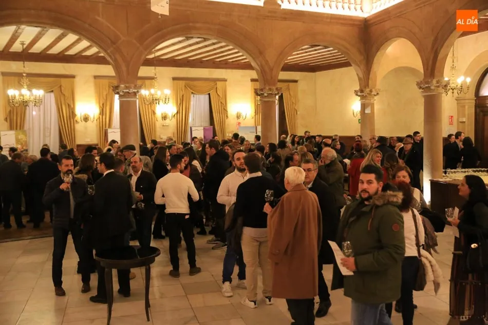 Foto 9 - La DOP Sierra de Salamanca presenta sus vinos en sociedad  