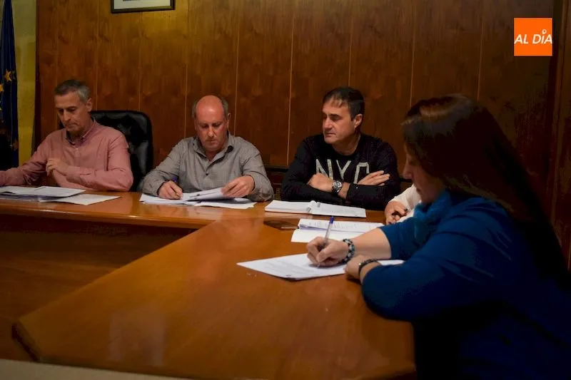 Foto 4 - El PSOE retira del pleno el punto sobre la adjudicaci&oacute;n del camping municipal a petici&oacute;n del...