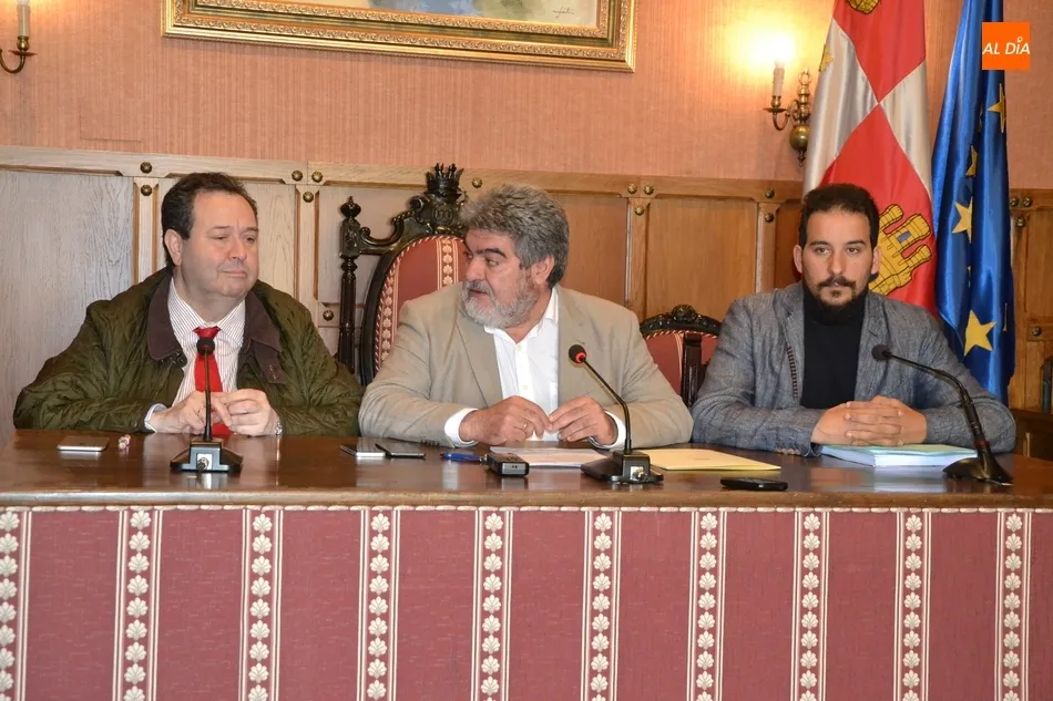 Foto 4 - Ayuntamiento y C&aacute;mara de Comercio renuevan el convenio del Vivero, que ya est&aacute; al 50%  