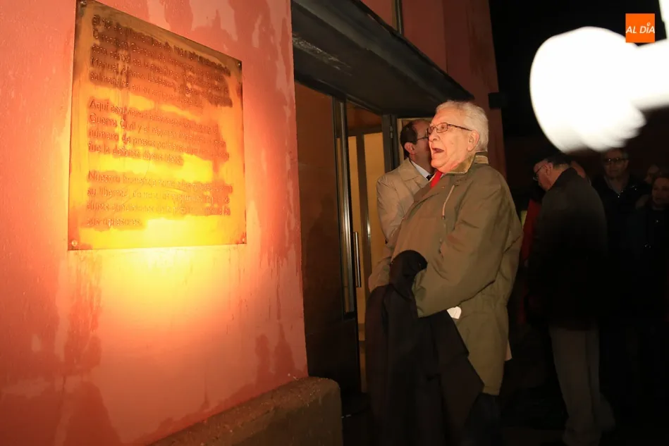 Foto 4 - La Asociaci&oacute;n Salamanca por la Memoria y la Justicia recuerda a los presos republicanos de la...
