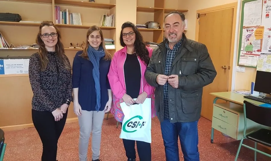 Foto 2 - CSIF entrega los premios del I Concurso de microrrelatos sobre la violencia de g&eacute;nero  