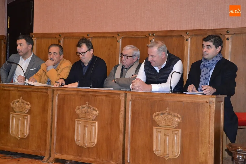 Foto 6 - Fijado tras una ardua disputa que acab&oacute; sin acuerdo un hist&oacute;rico precio de debut del ib&eacute;rico de...