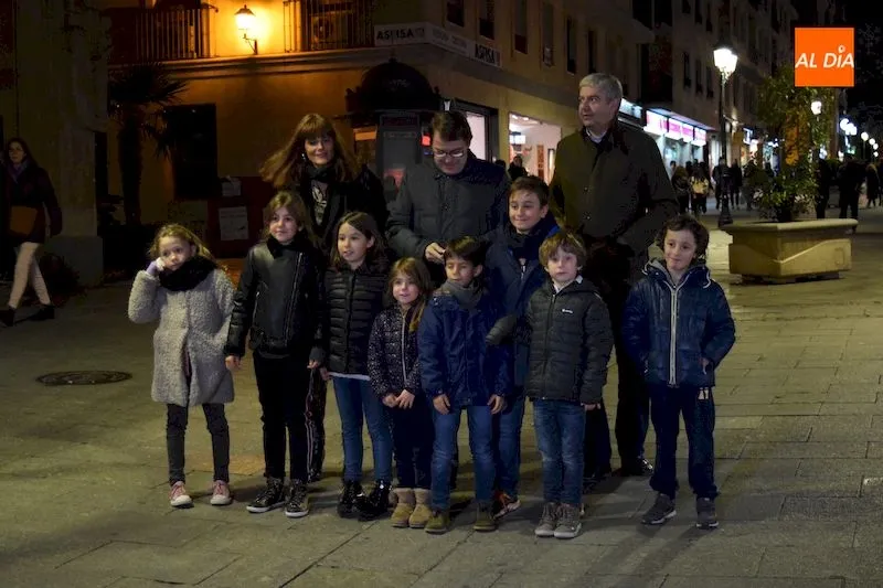 Foto 7 - La Navidad llega a Salamanca con el encendido de luces que transforma 80 calles y plazas  