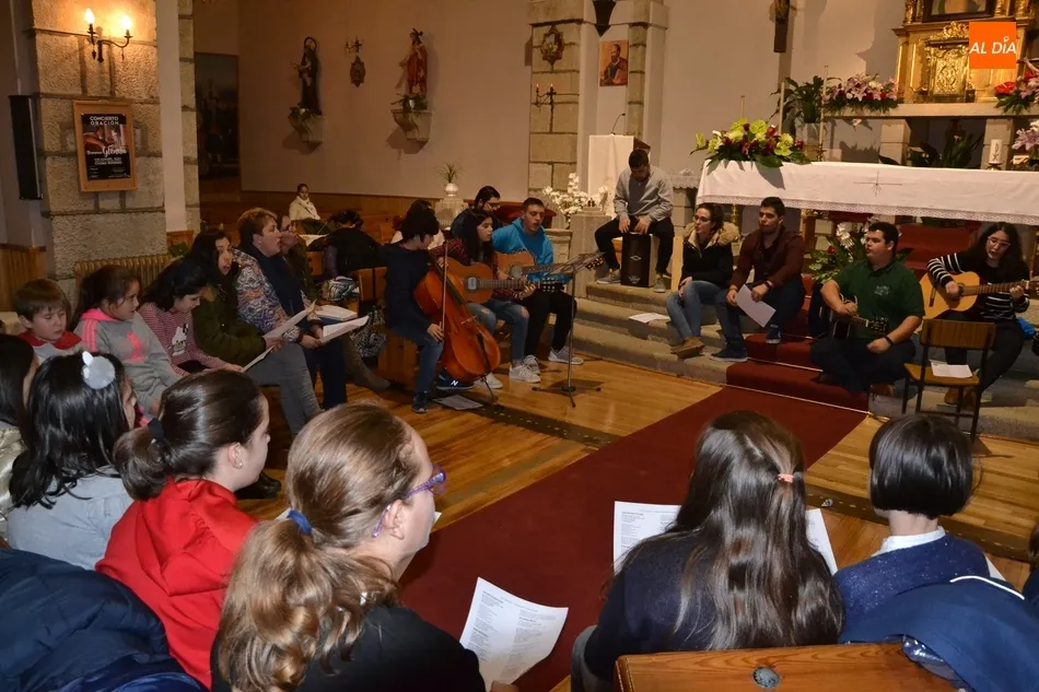 Foto 7 - El nuevo Coro Diocesano realiza su primer ensayo conjunto con m&aacute;s de 30 participantes  