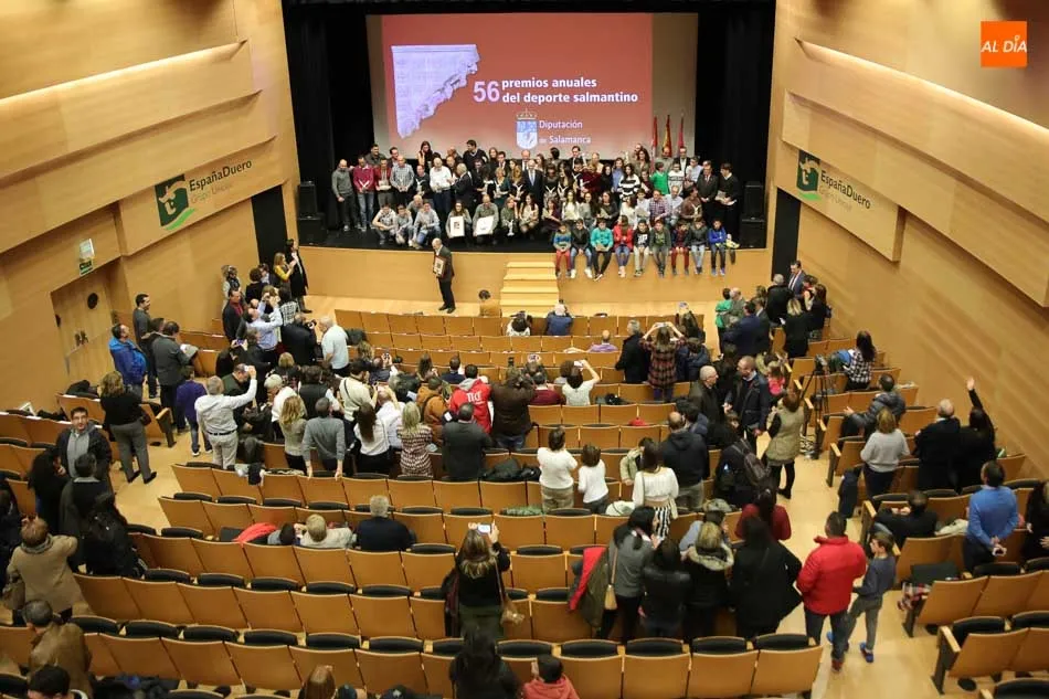Foto 9 - Los Premios Anuales de la Diputaci&oacute;n reconocen los &eacute;xitos del CB Perfumer&iacute;as Avenida