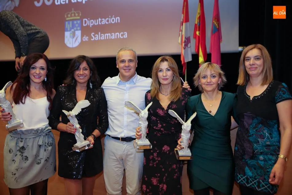 Foto 2 - Los Premios Anuales de la Diputaci&oacute;n reconocen los &eacute;xitos del CB Perfumer&iacute;as Avenida