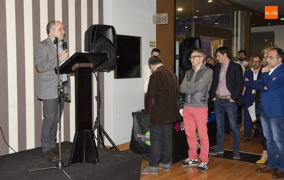 Foto 2 - Instituciones y empresas arropan a SALAMANCA AL D&Iacute;A en la gala por su tercer aniversario  