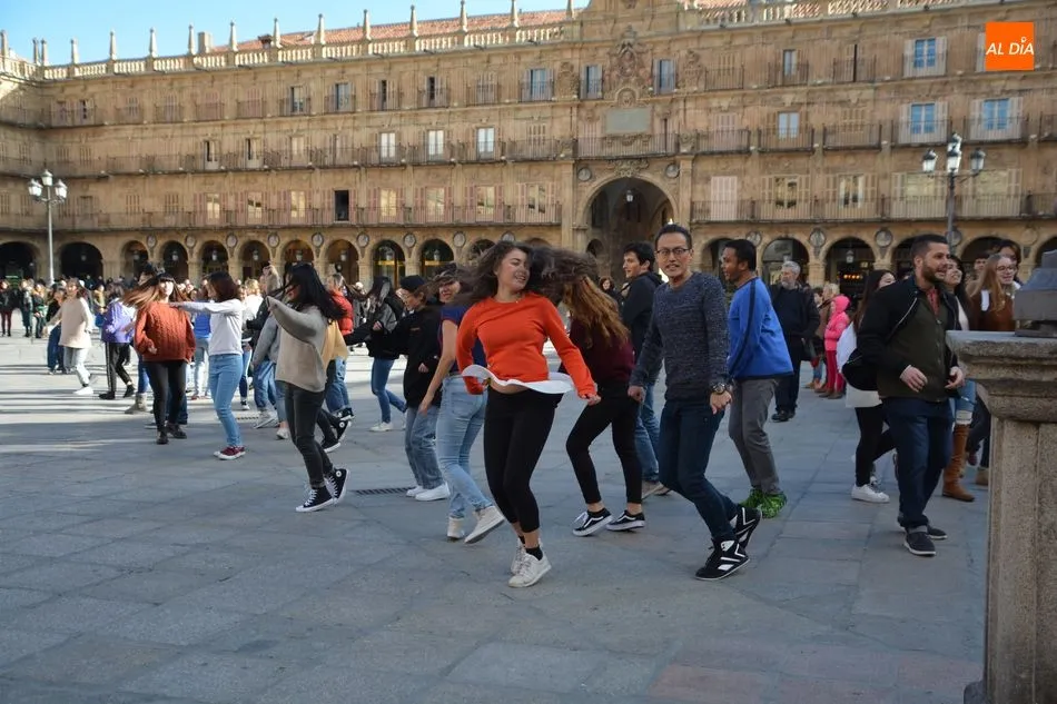Foto 4 - Cerca de un centenar de personas protagonizar&aacute;n un &lsquo;lipdub&rsquo; en la Plaza Mayor y el Patio de...