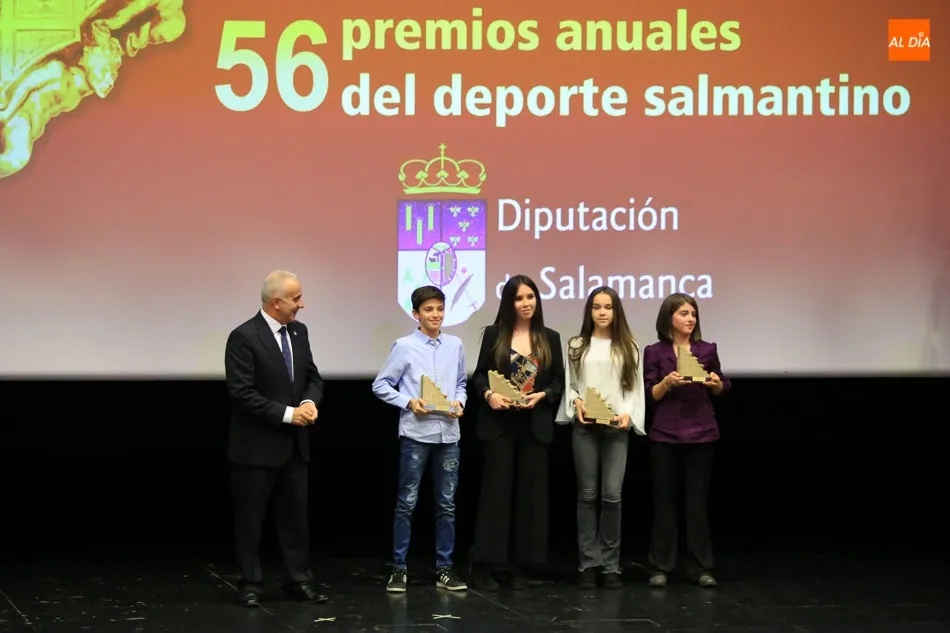 Foto 5 - La albense Mar&iacute;a de las Heras recibe el premio a la mejor deportista escolar femenina