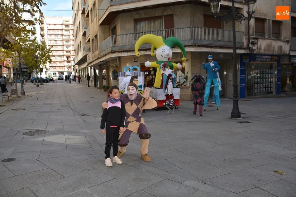 Foto 5 - Cerca de 40 pasacalles animar&aacute;n la ciudad para impulsar la actividad comercial