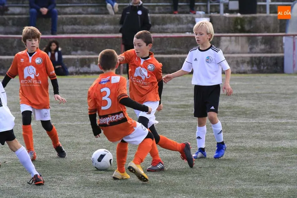 Foto 11 - Resultados, clasificaciones e im&aacute;genes del f&uacute;tbol base provincial