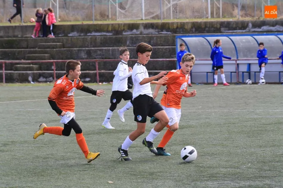 Foto 4 - Resultados, clasificaciones e im&aacute;genes del f&uacute;tbol base provincial