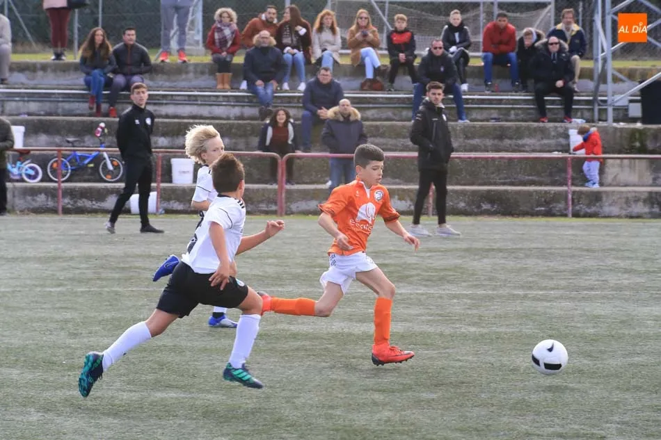 Foto 3 - Resultados, clasificaciones e im&aacute;genes del f&uacute;tbol base provincial