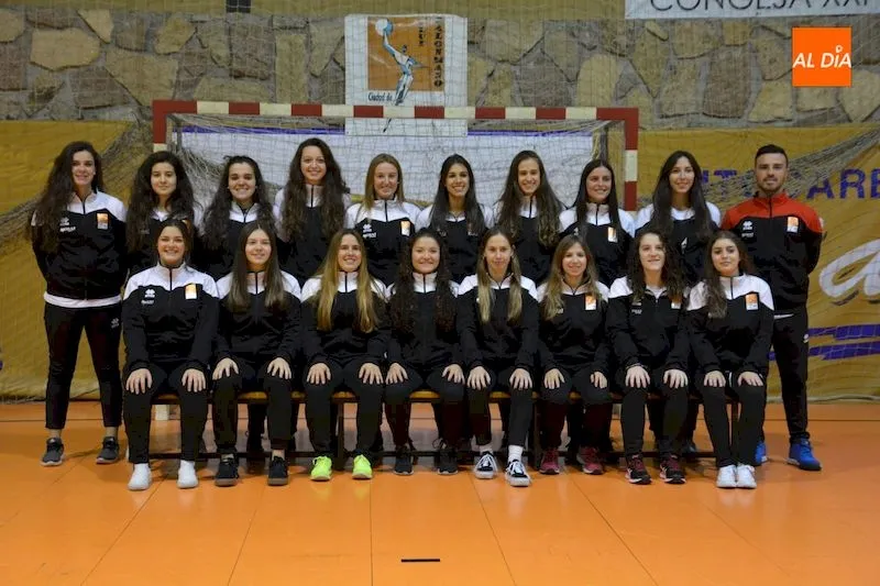 Foto 8 - El Balonmano Ciudad de Salamanca presume de cantera