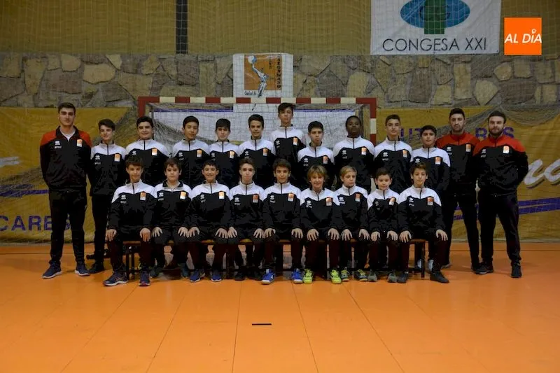 Foto 5 - El Balonmano Ciudad de Salamanca presume de cantera