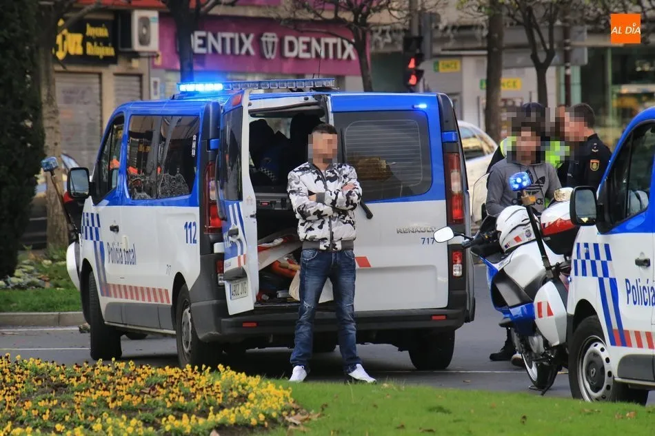 Foto 4 - Los dos conductores causantes de la colisi&oacute;n en la Plaza de Espa&ntilde;a niegan que hubiera pique entre ...