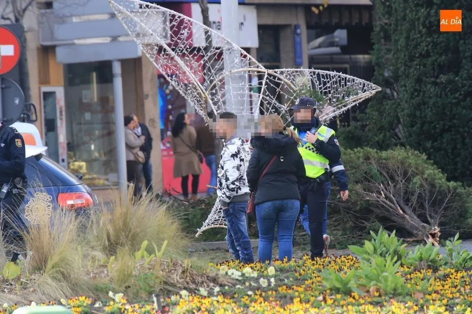Foto 7 - Los dos conductores causantes de la colisi&oacute;n en la Plaza de Espa&ntilde;a niegan que hubiera pique entre ...