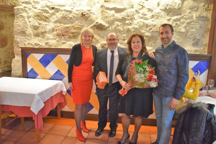 Foto 8 - Miembros de Correos rinden homenaje al personal jubilado a lo largo de este a&ntilde;o  