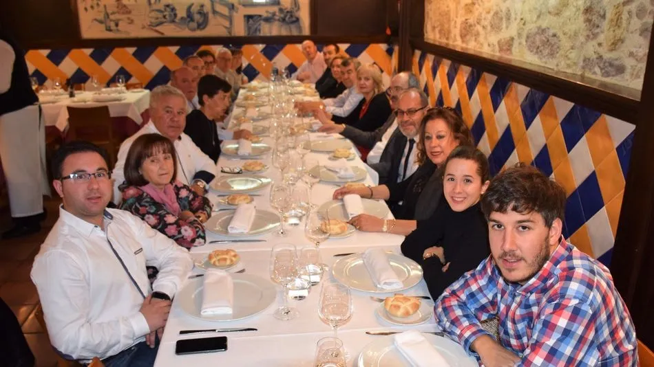 Foto 2 - Miembros de Correos rinden homenaje al personal jubilado a lo largo de este a&ntilde;o  