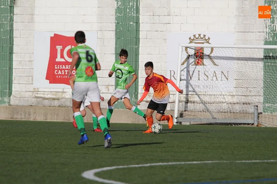 Foto 3 - Cadete y Prebenjam&iacute;n vencen en una variada jornada en el Municipal