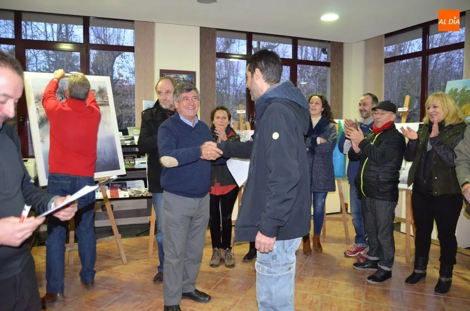 Foto 11 - La acuarela del placentino Gustavo Hern&aacute;ndez Puertas se alza con el primer premio en el concurso...