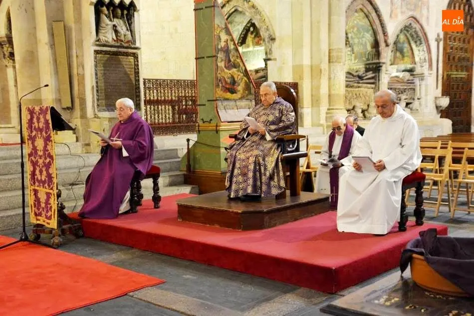 Foto 2 - Recuperaci&oacute;n de la misa por el rito moz&aacute;rabe en la Catedral Vieja para iniciar el Adviento