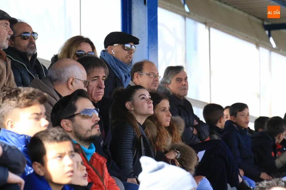 Foto 11 - El Santa Marta sufre un serio castigo ante el Atl&eacute;tico de Madrid (0-5)  