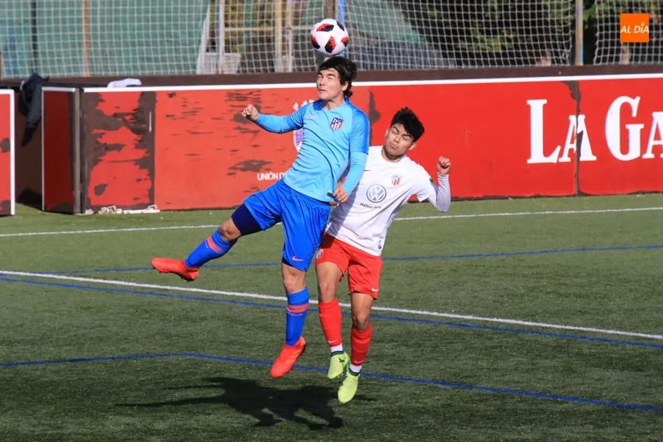 Foto 10 - El Santa Marta sufre un serio castigo ante el Atl&eacute;tico de Madrid (0-5)  