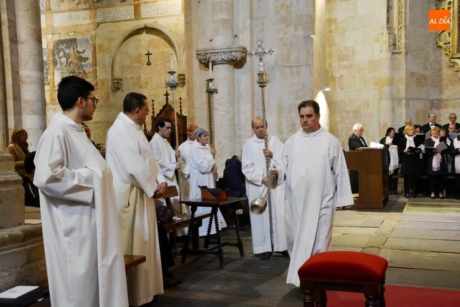 Foto 7 - Recuperaci&oacute;n de la misa por el rito moz&aacute;rabe en la Catedral Vieja para iniciar el Adviento