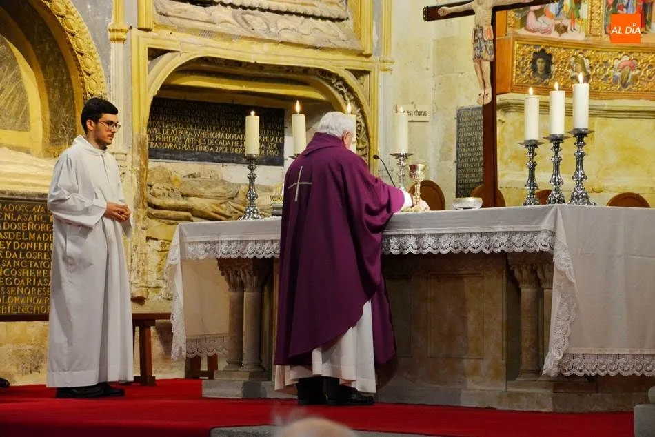 Foto 6 - Recuperaci&oacute;n de la misa por el rito moz&aacute;rabe en la Catedral Vieja para iniciar el Adviento