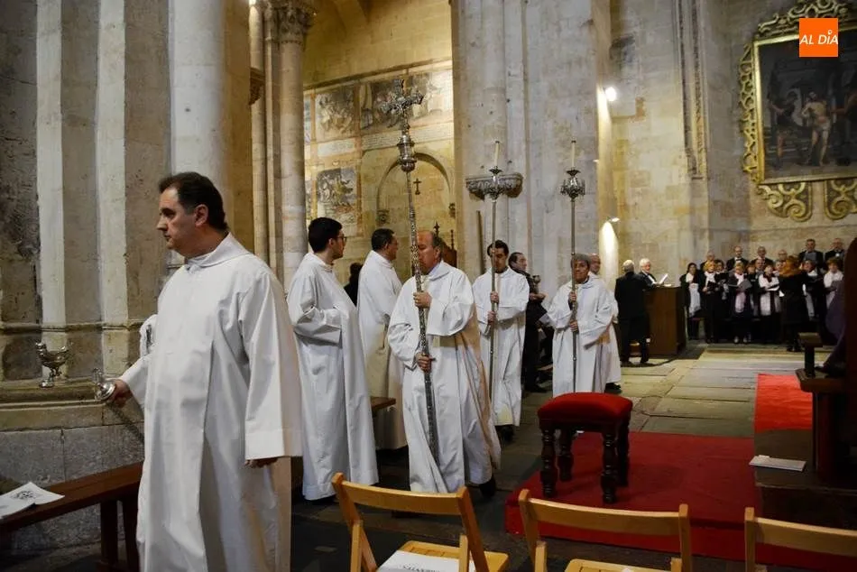Foto 3 - Recuperaci&oacute;n de la misa por el rito moz&aacute;rabe en la Catedral Vieja para iniciar el Adviento